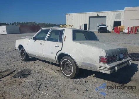 1983 Pontiac Bonneville Brougham из США, поврежденный, VIN 1G2AR69H8DB251966